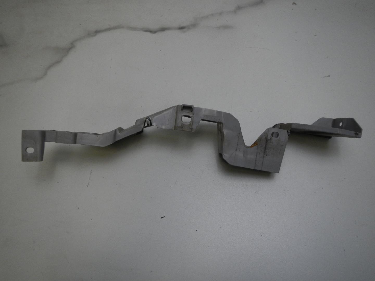 Воздуховод радиатора правый