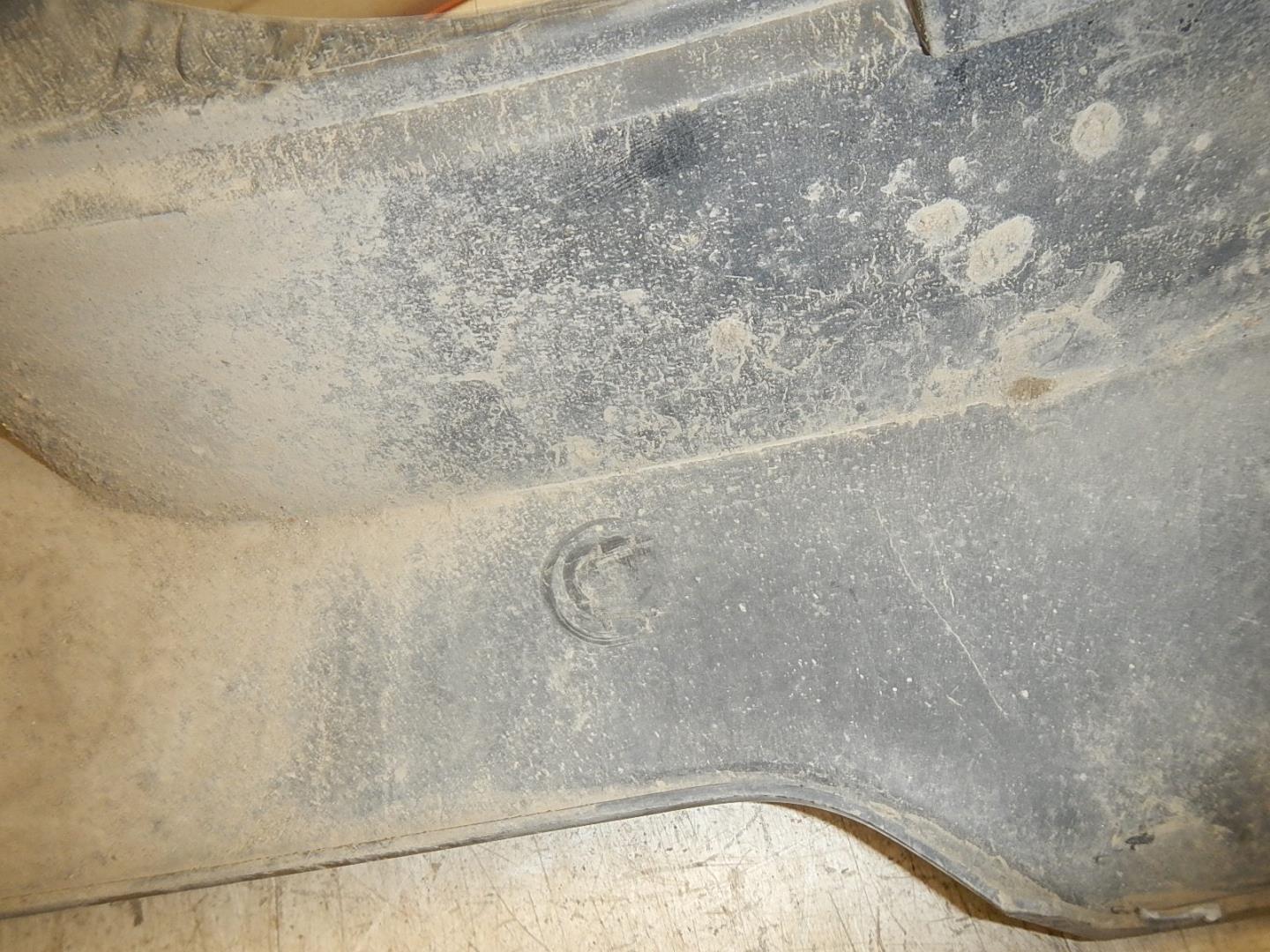 Бампер задний