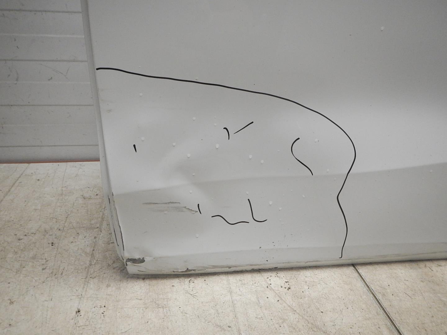 Дверь задняя левая