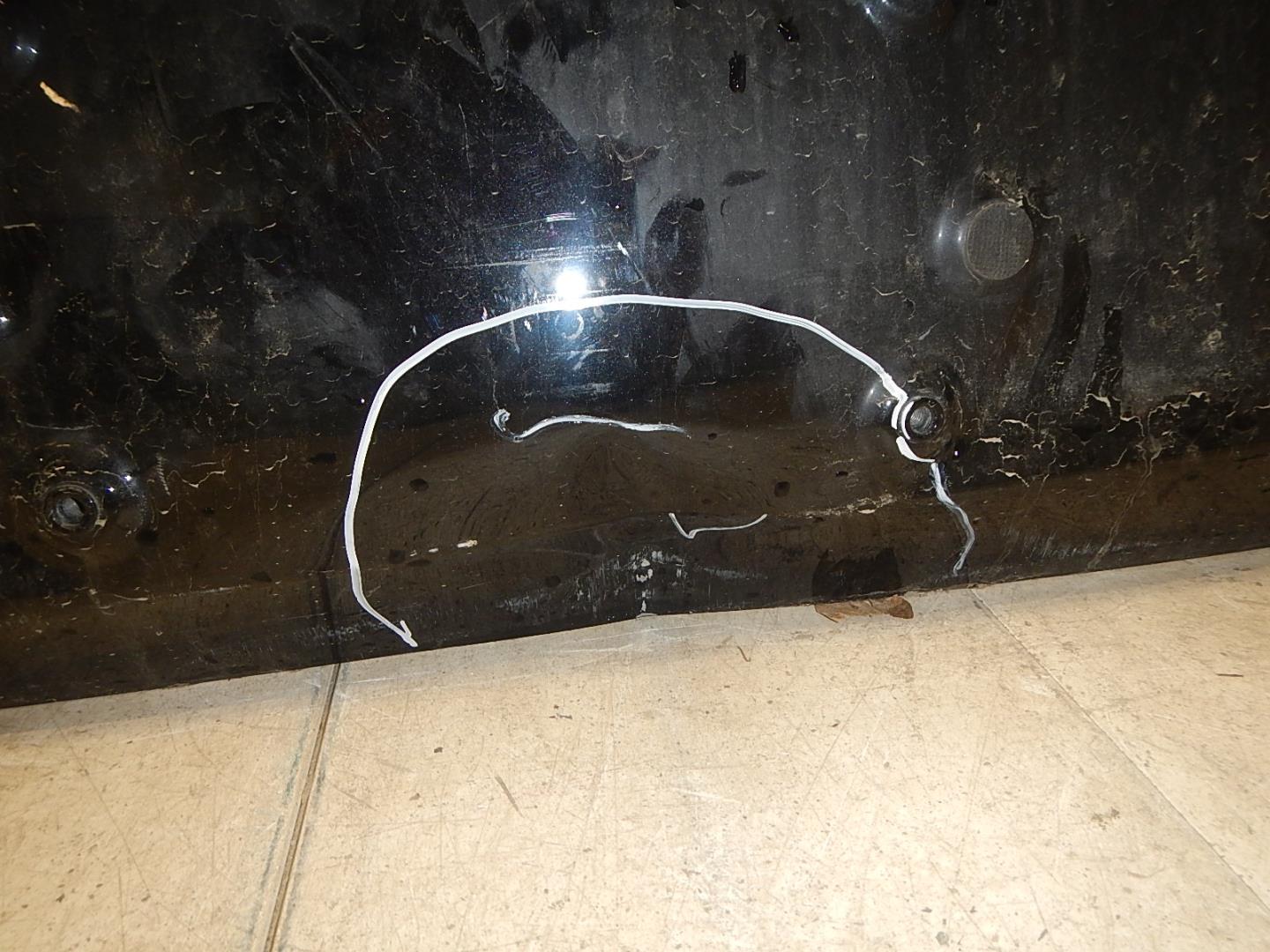 Дверь багажника