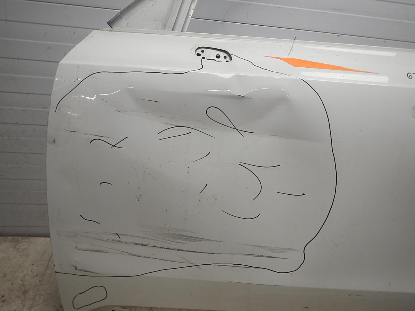 Дверь передняя левая