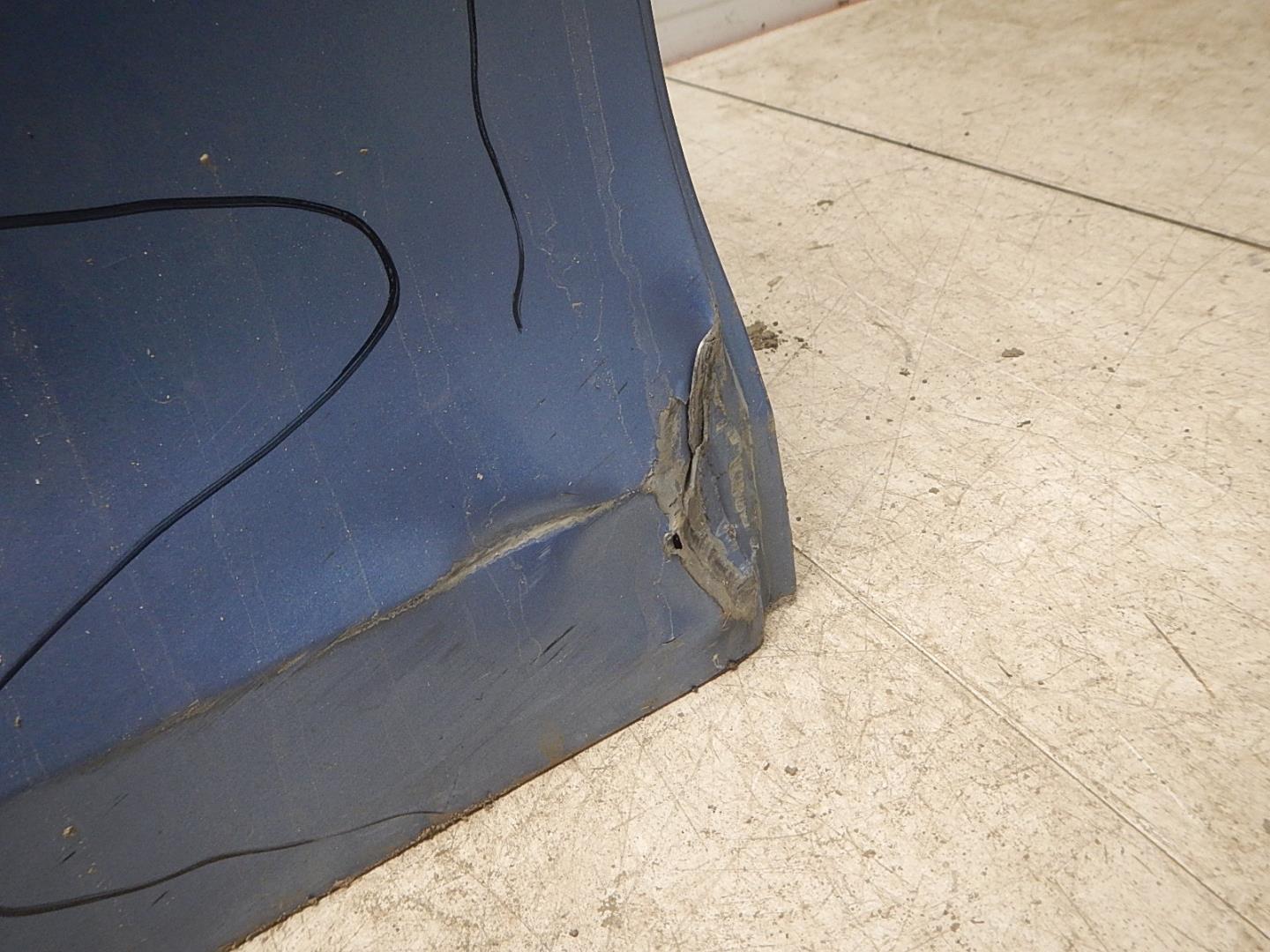 Дверь задняя правая