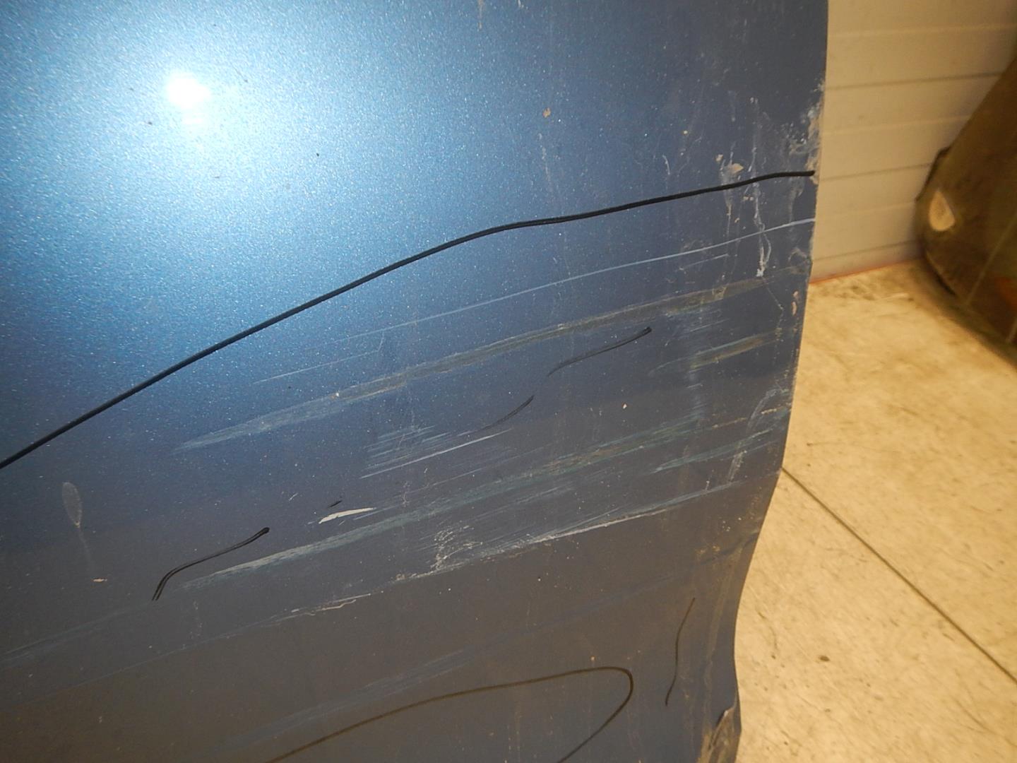 Дверь задняя правая