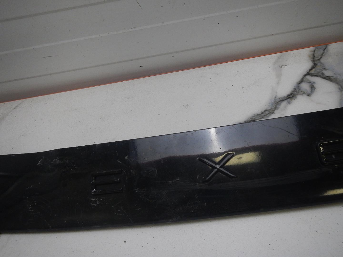 Накладка на решетку радиатора