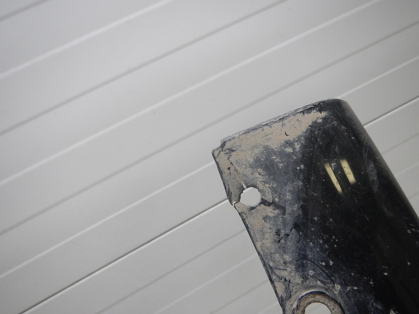 Накладка переднего бампера правая