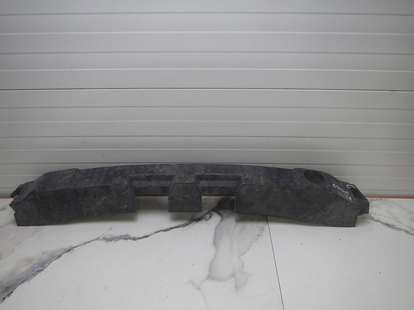 Наполнитель переднего бампера