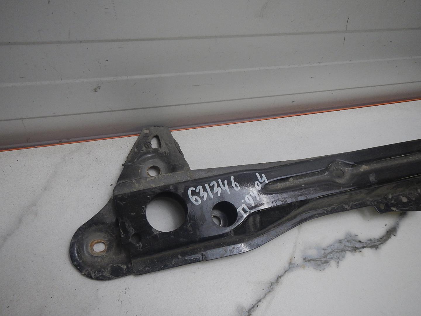 Усилитель заднего бампера