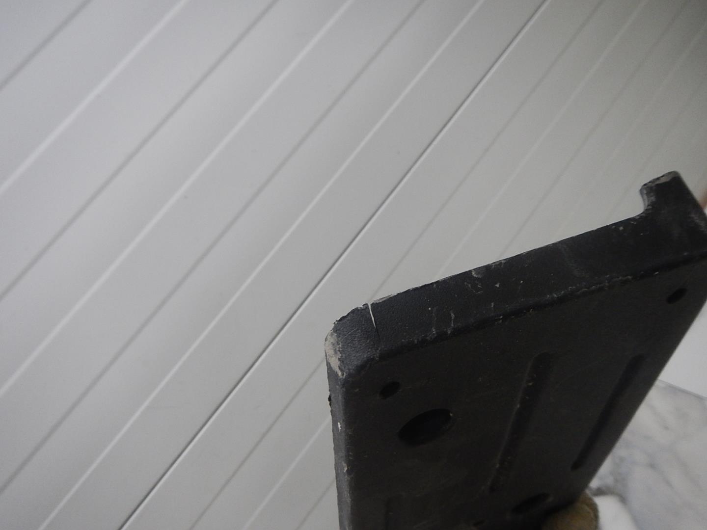 Накладка переднего бампера под номер