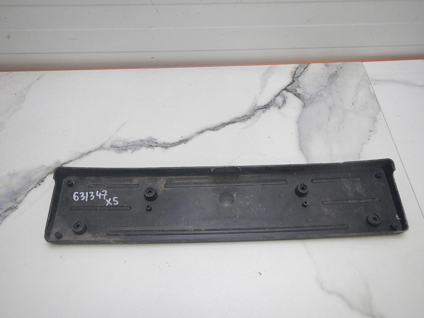 Накладка переднего бампера под номер