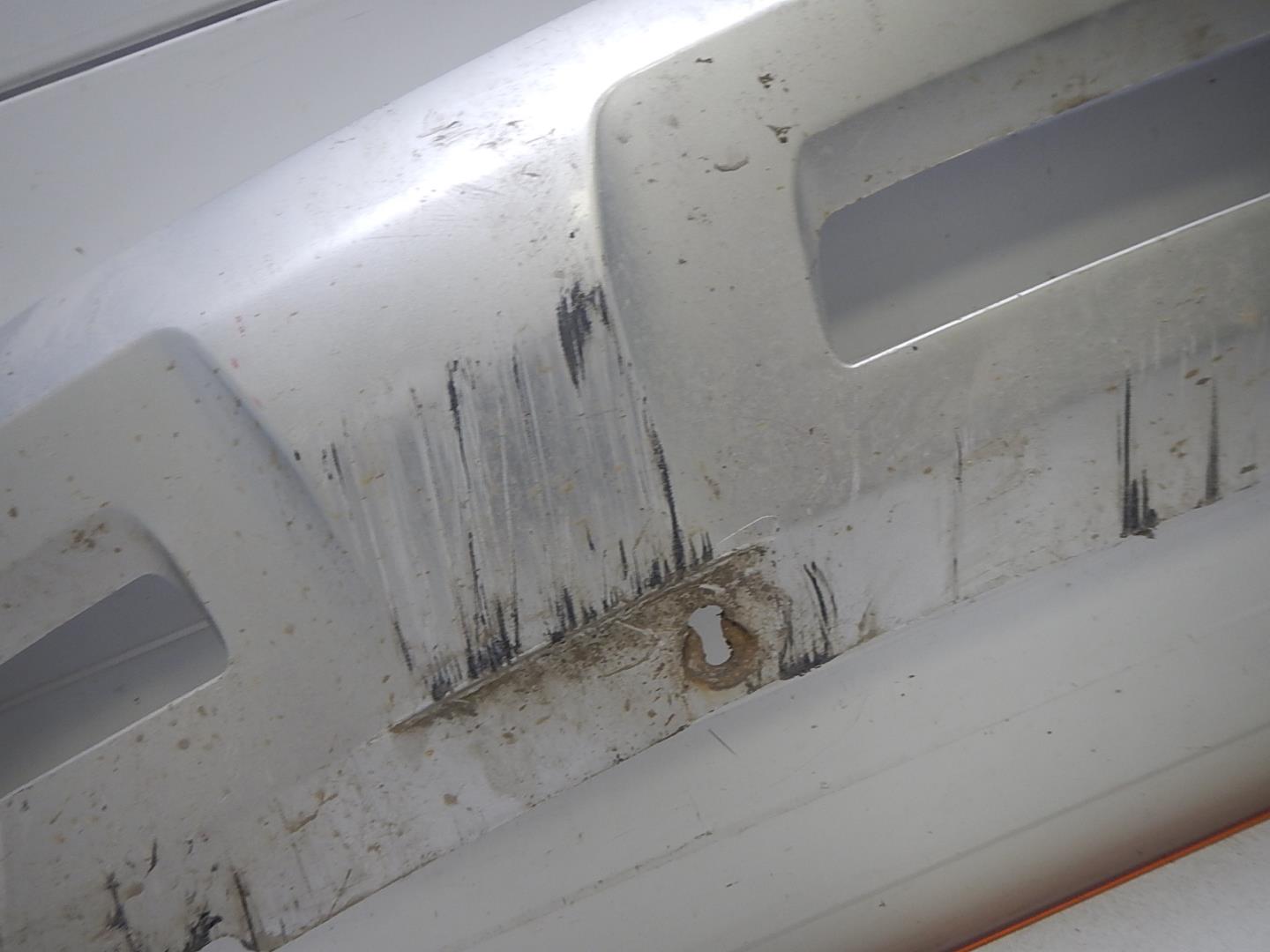 Накладка переднего бампера