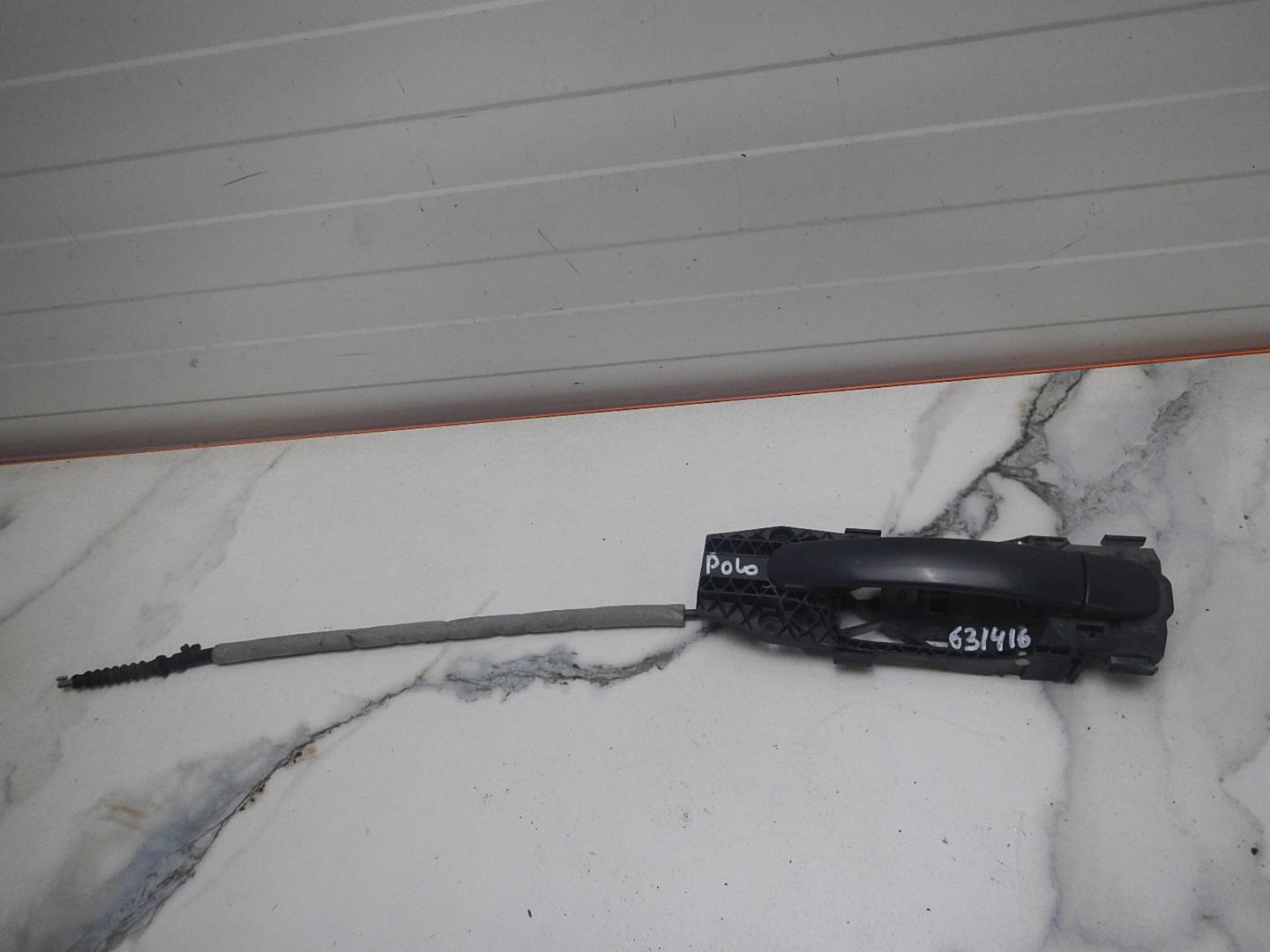 Ручка двери задней наружная левая