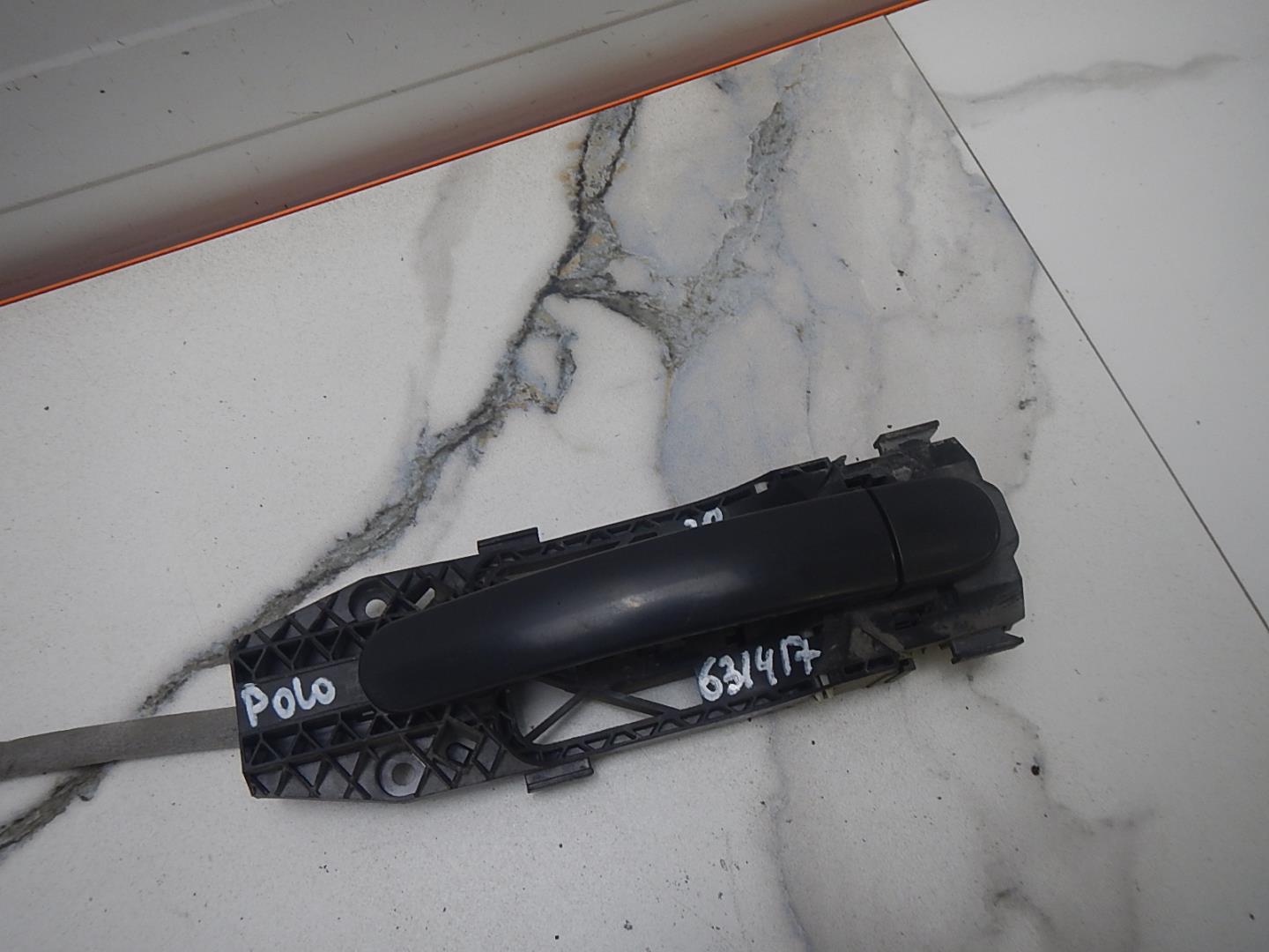 Ручка двери задней наружная правая