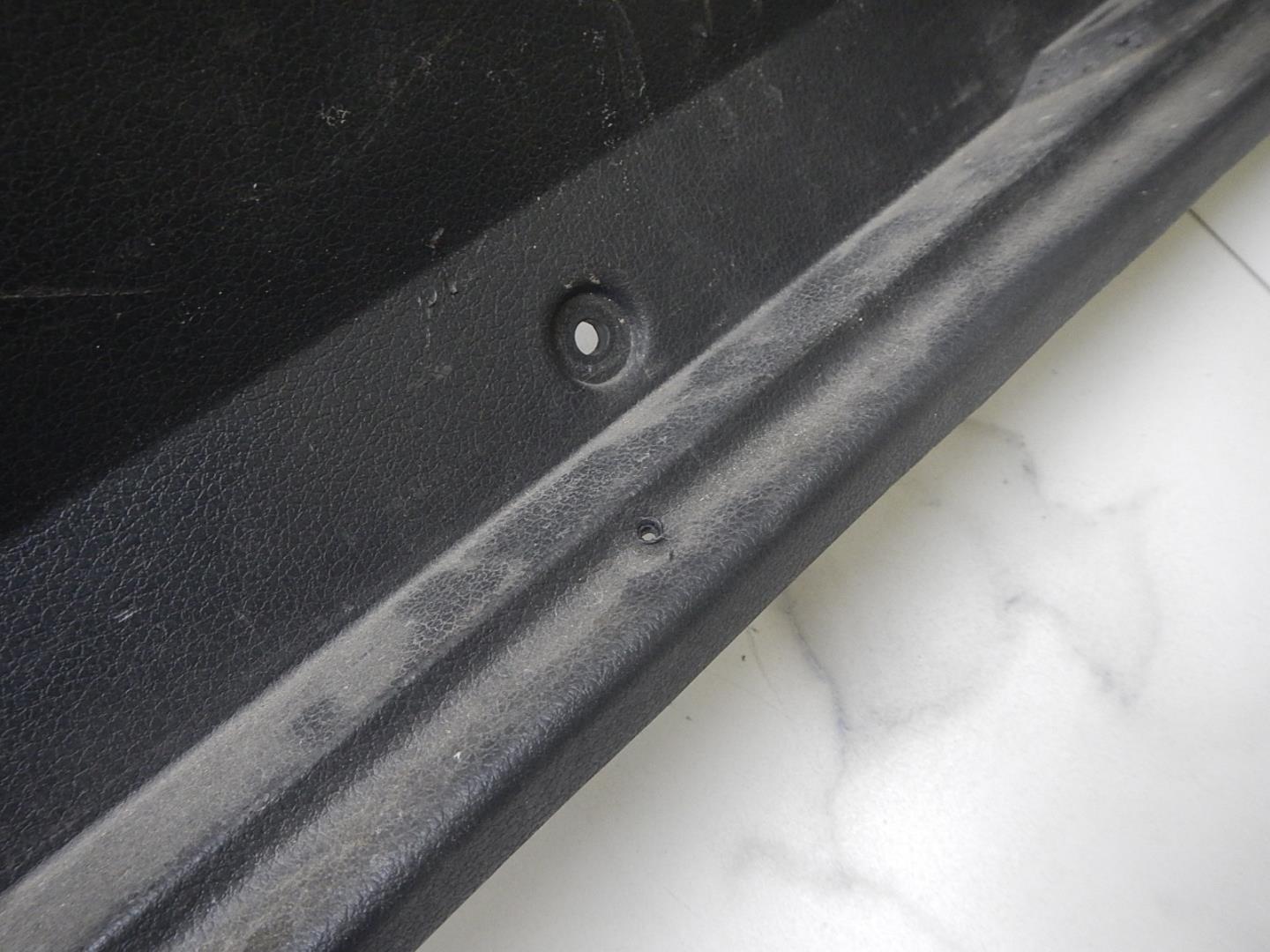 Обшивка багажника