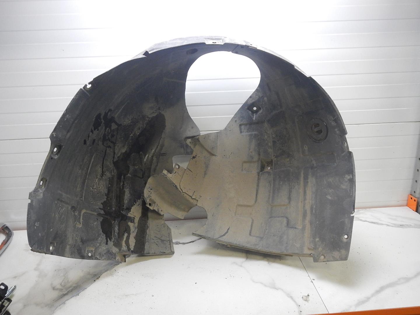 Локер передний левый