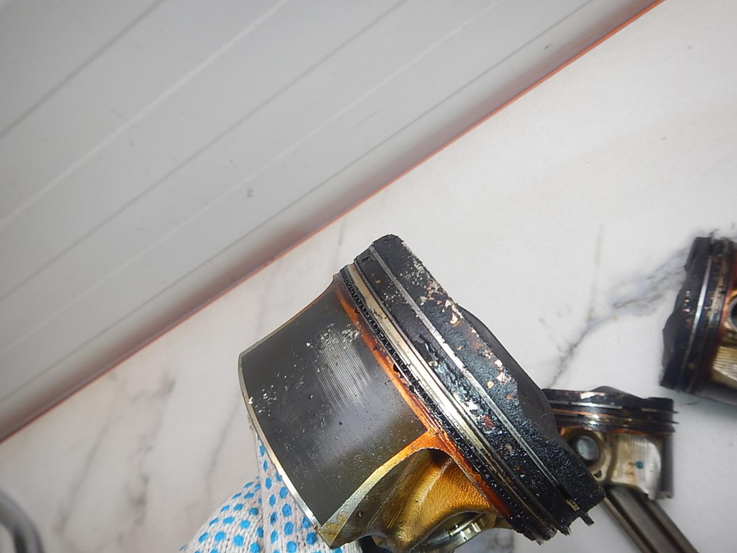 Поршень с шатуном