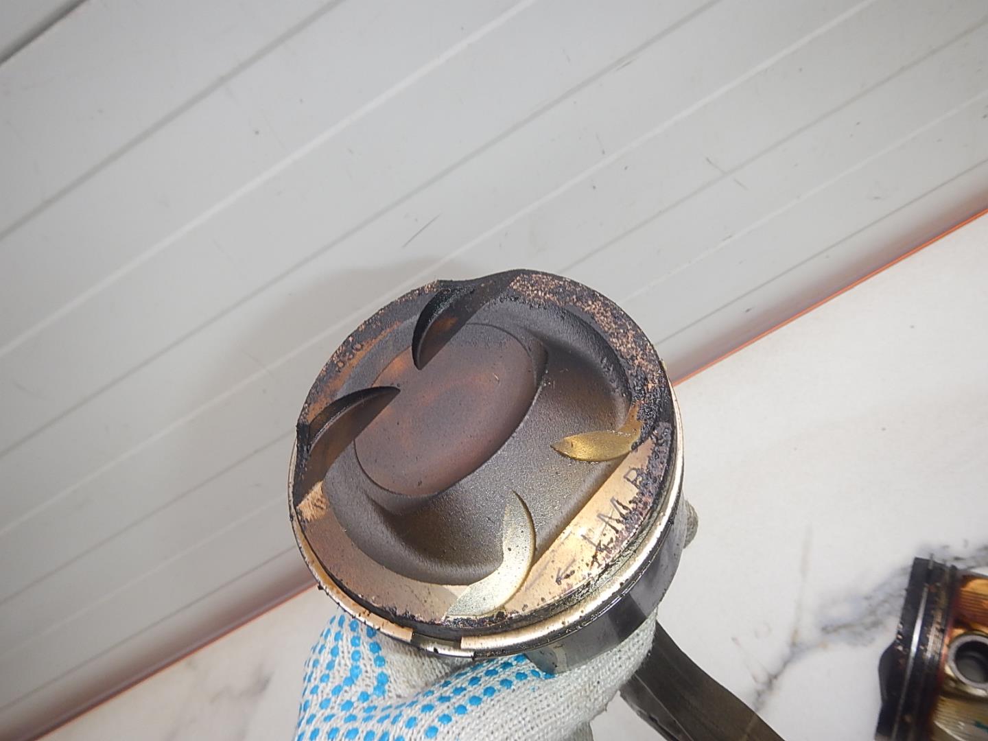 Поршень с шатуном