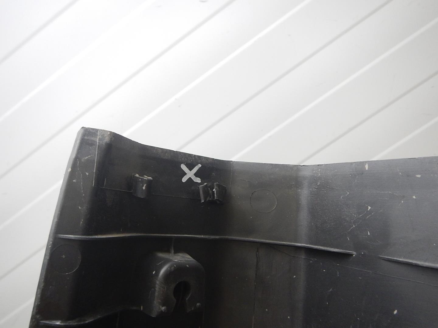 Обшивка багажника