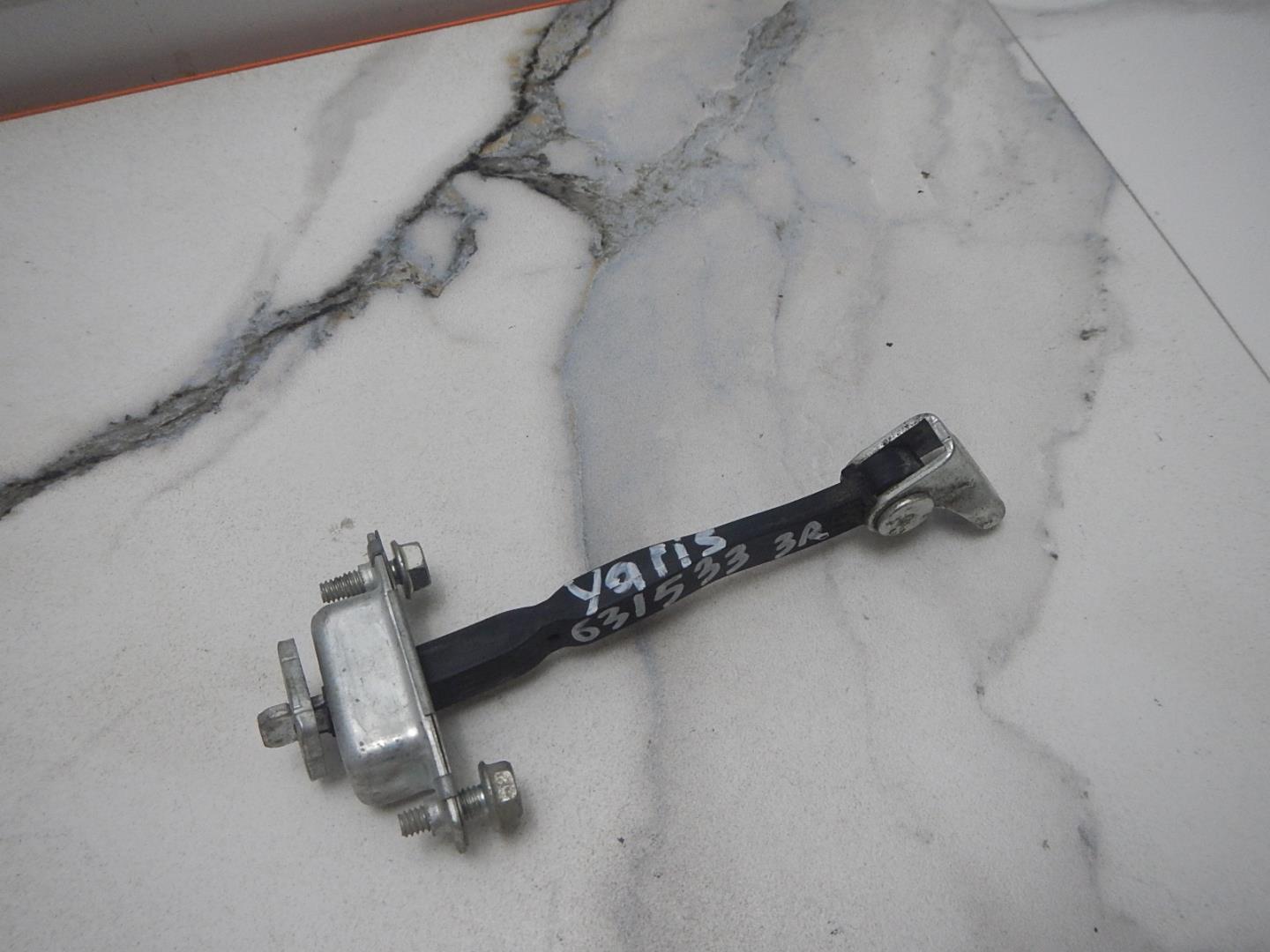 Ограничитель двери