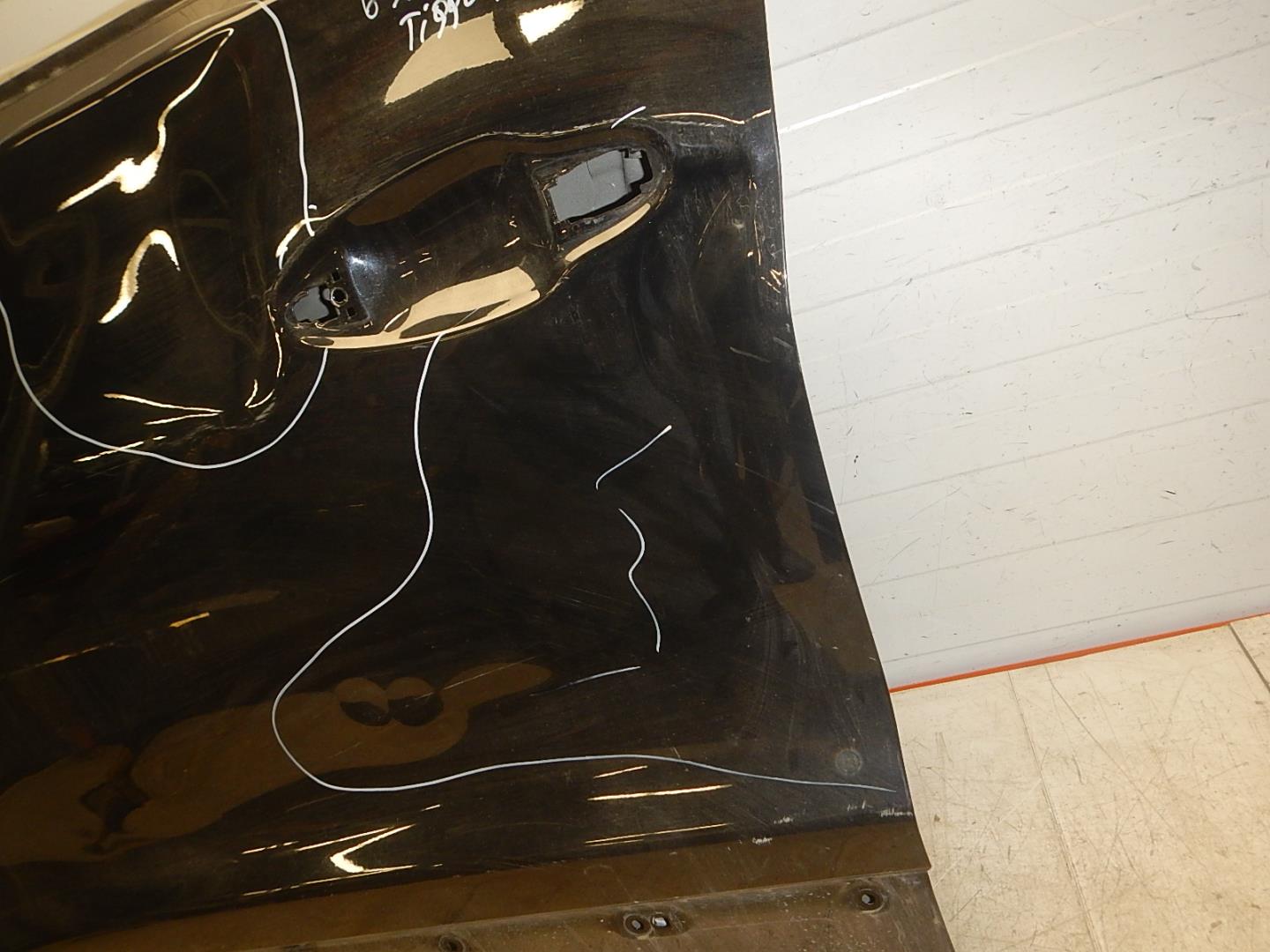 Дверь передняя левая