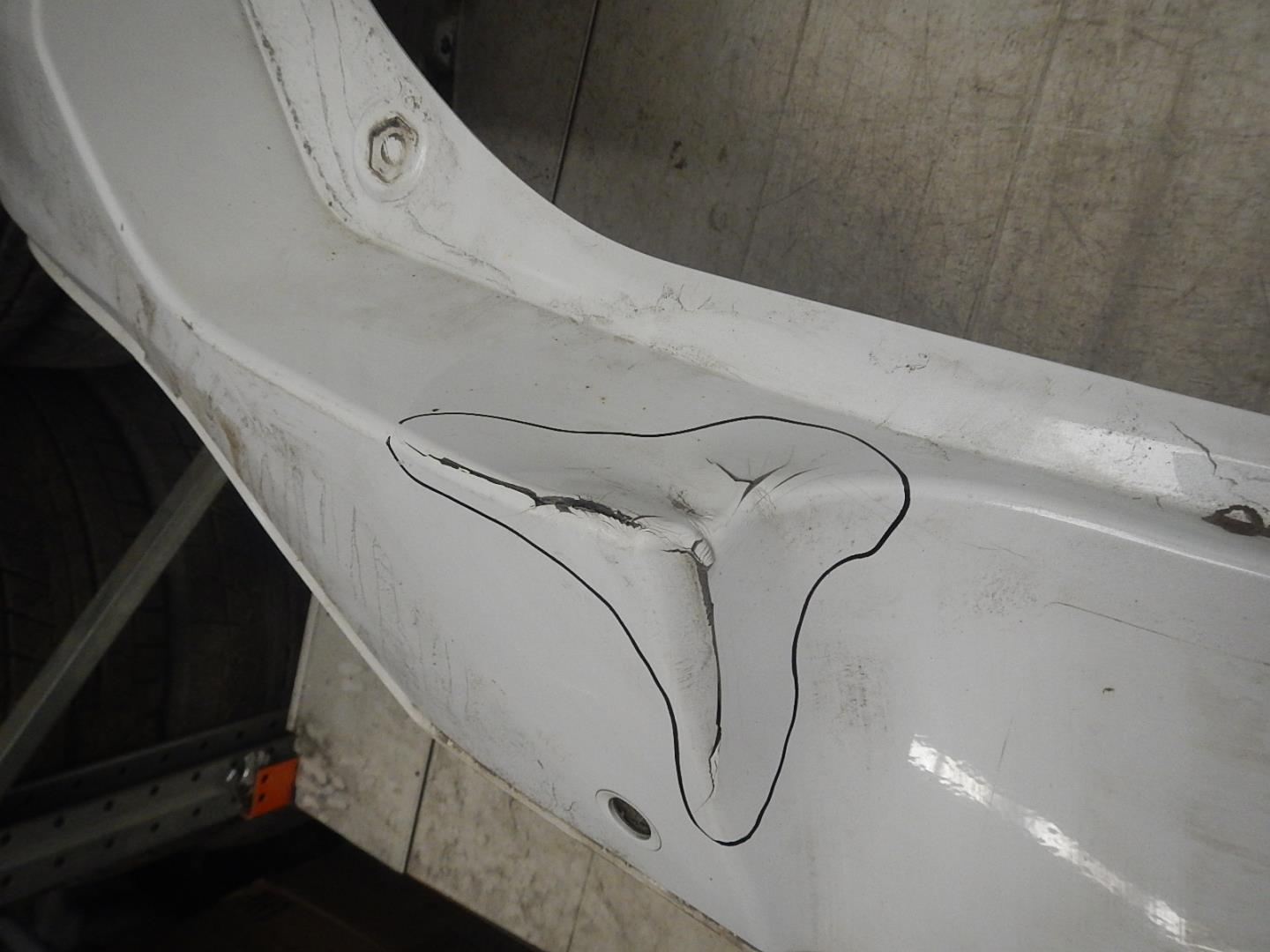 Бампер задний