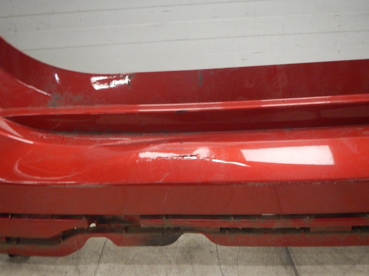 Бампер задний