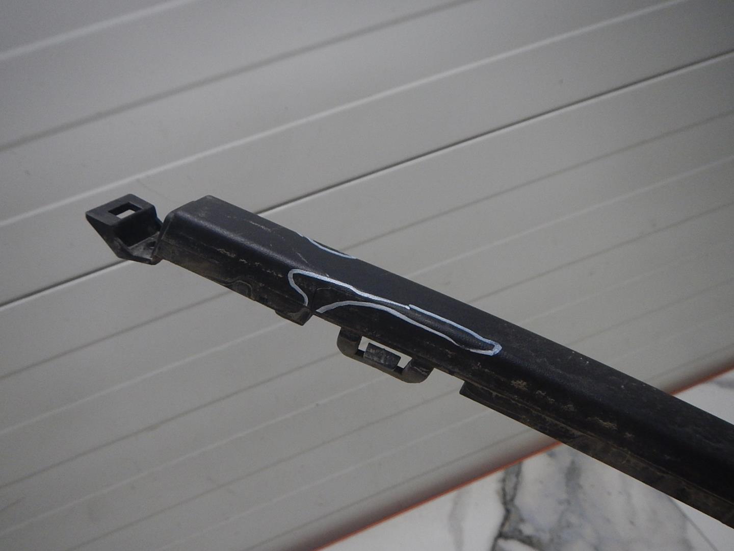 Молдинг заднего бампера