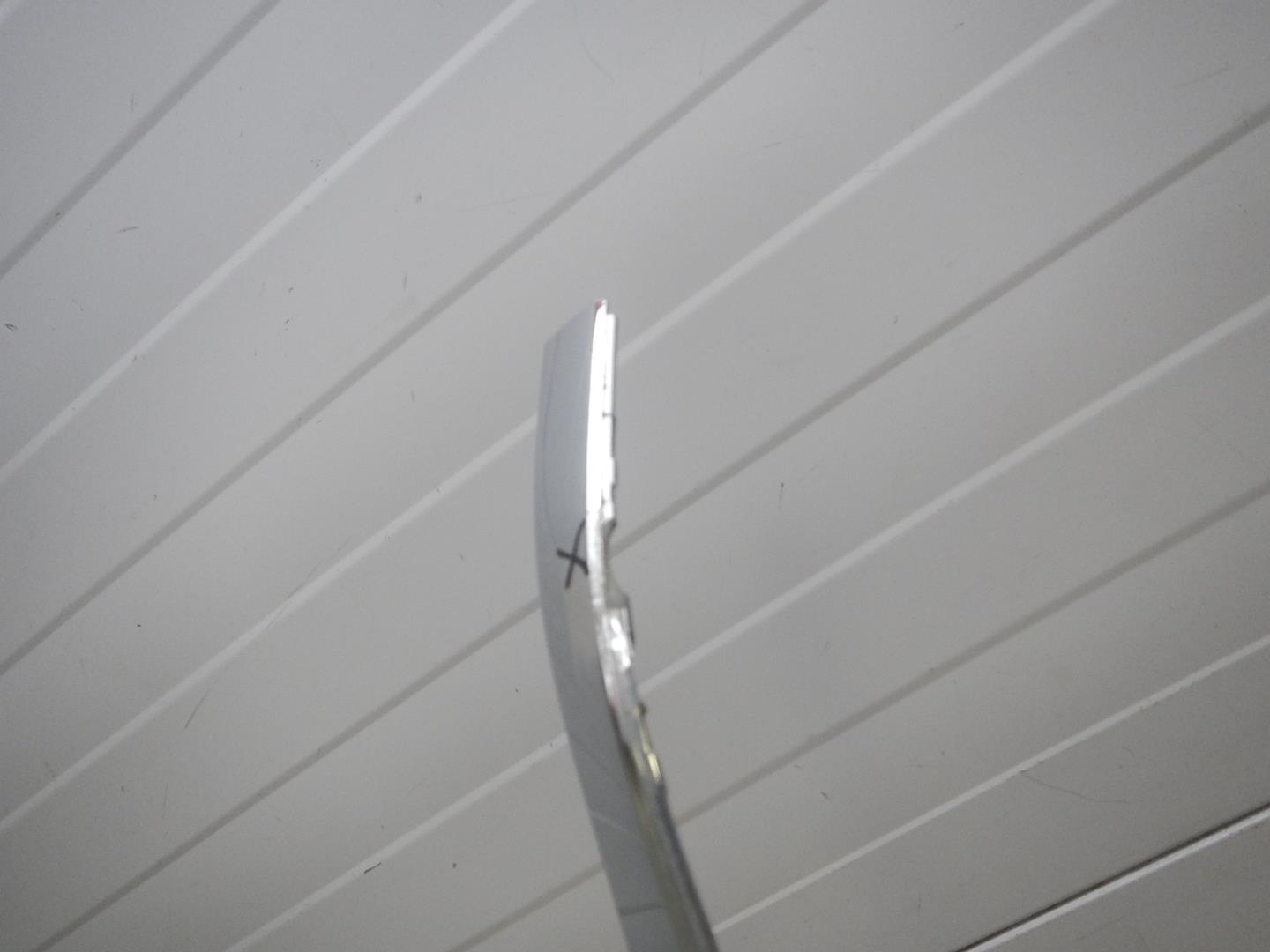 Молдинг заднего бампера