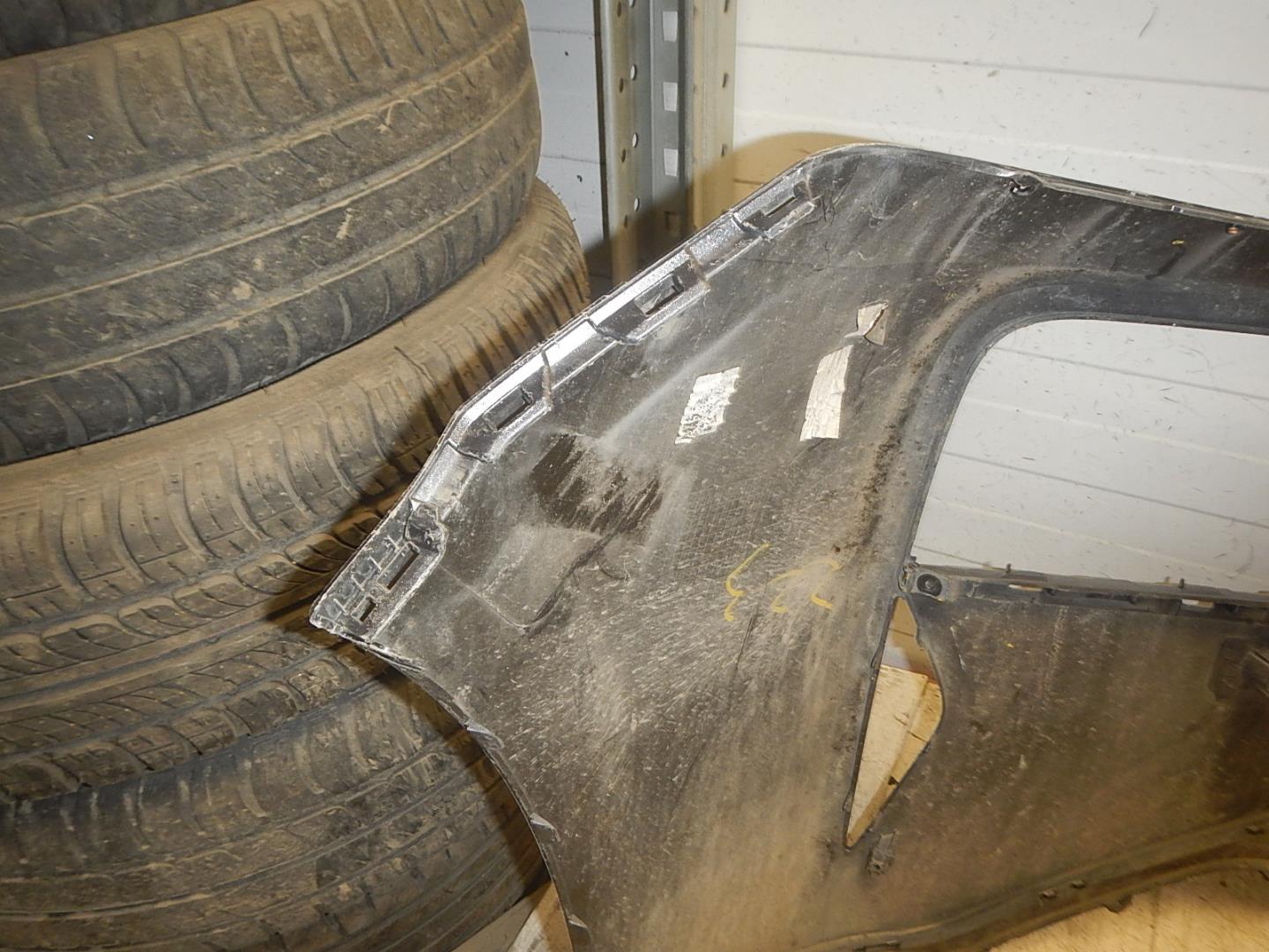 Бампер передний