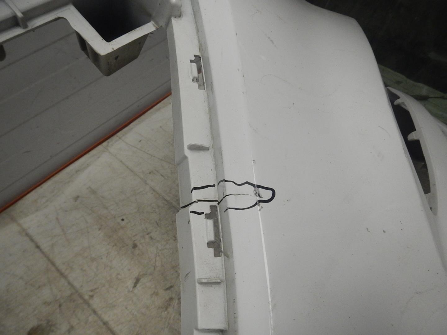 Бампер передний