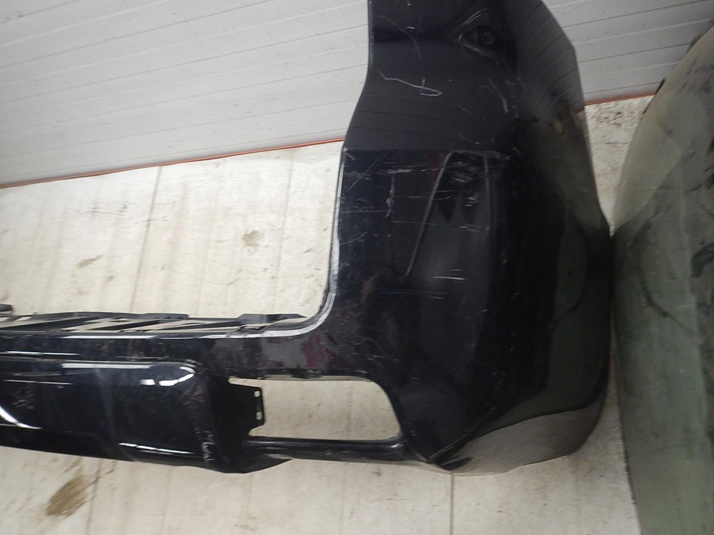 Бампер задний