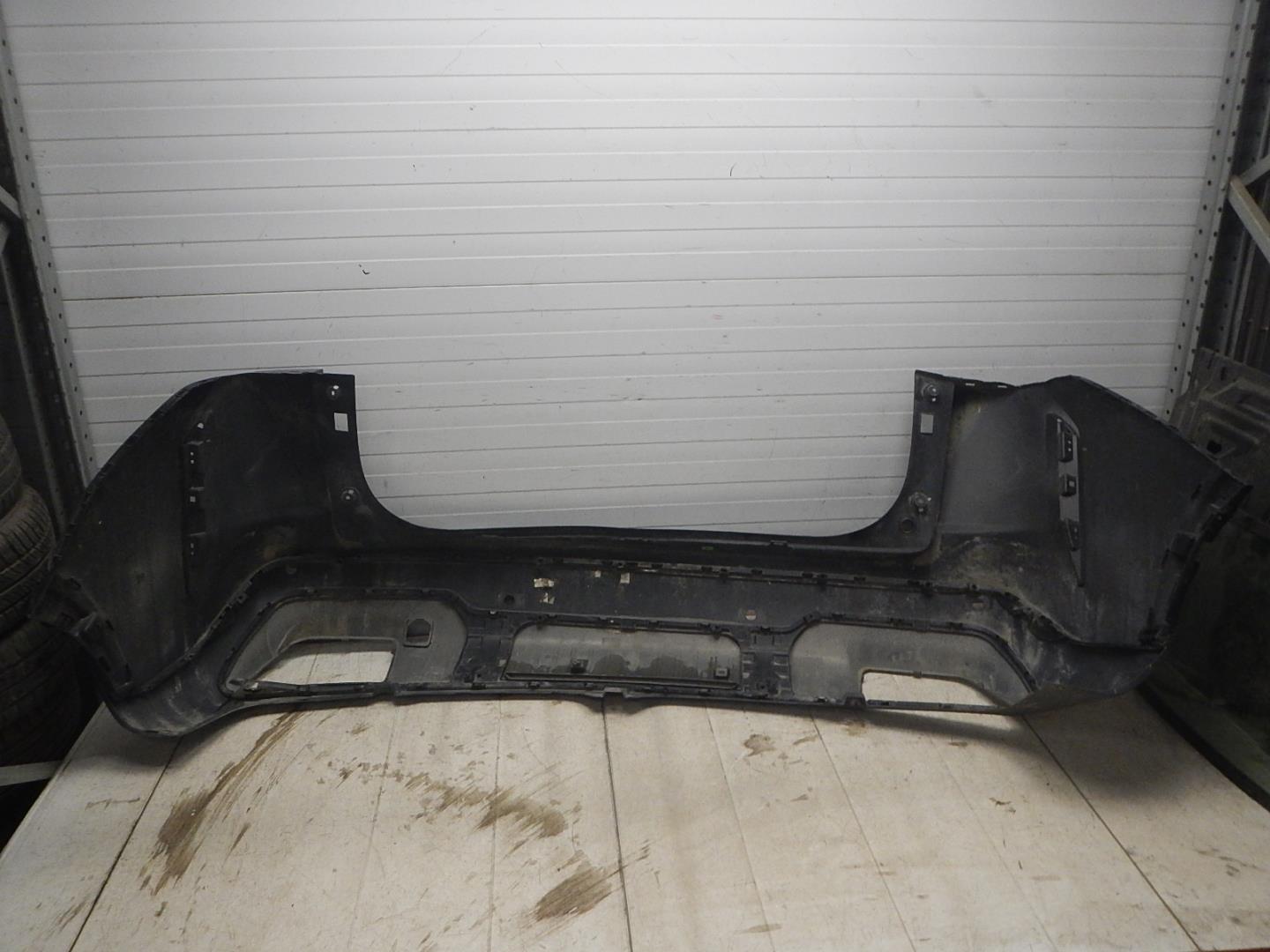 Бампер задний