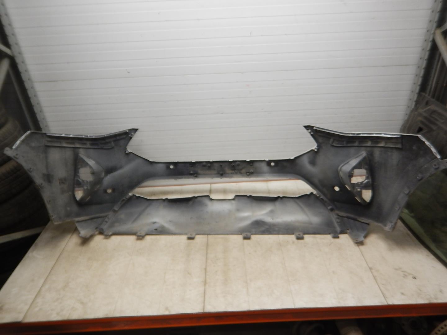 Бампер передний