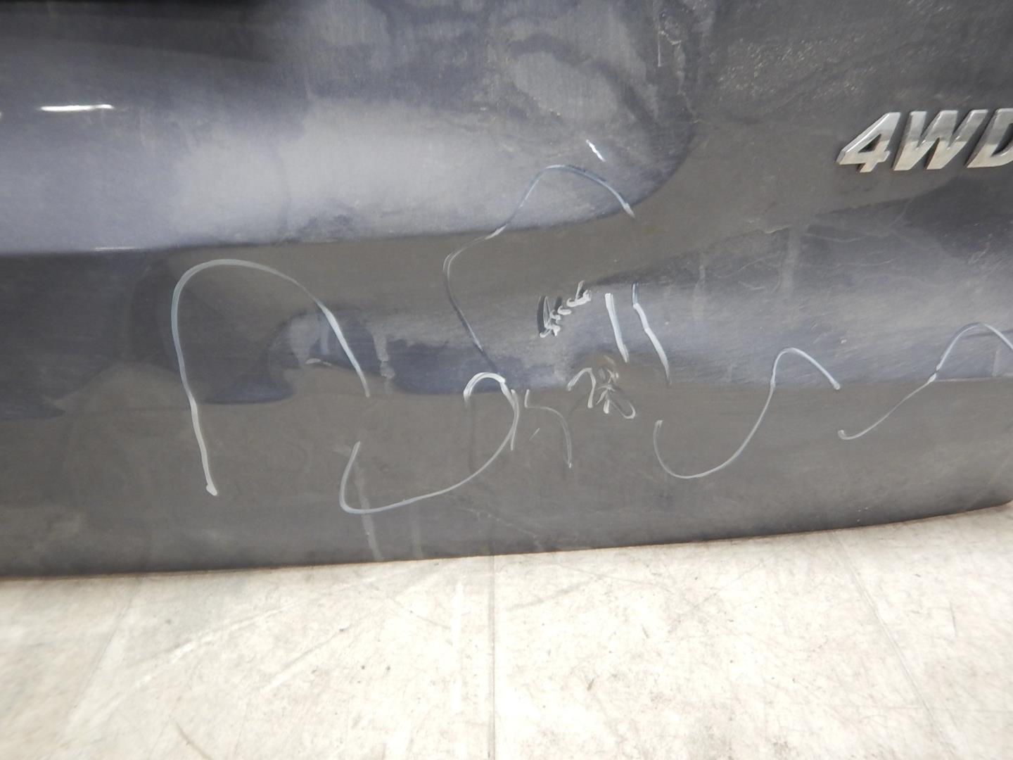 Дверь багажника