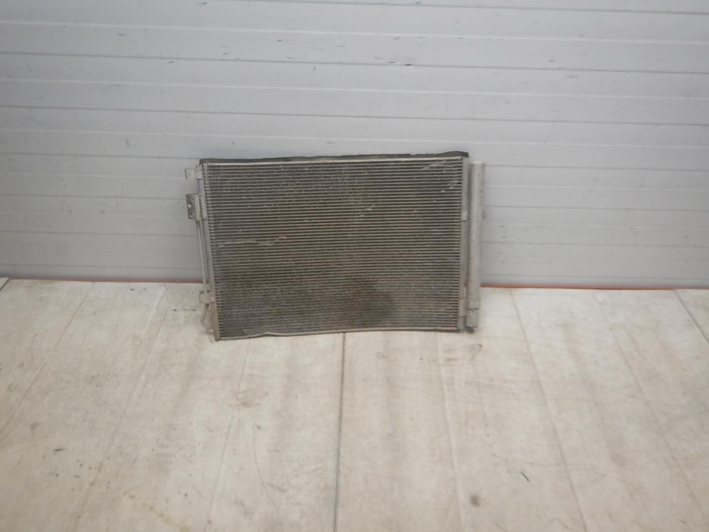 Радиатор кондиционера / конденсер