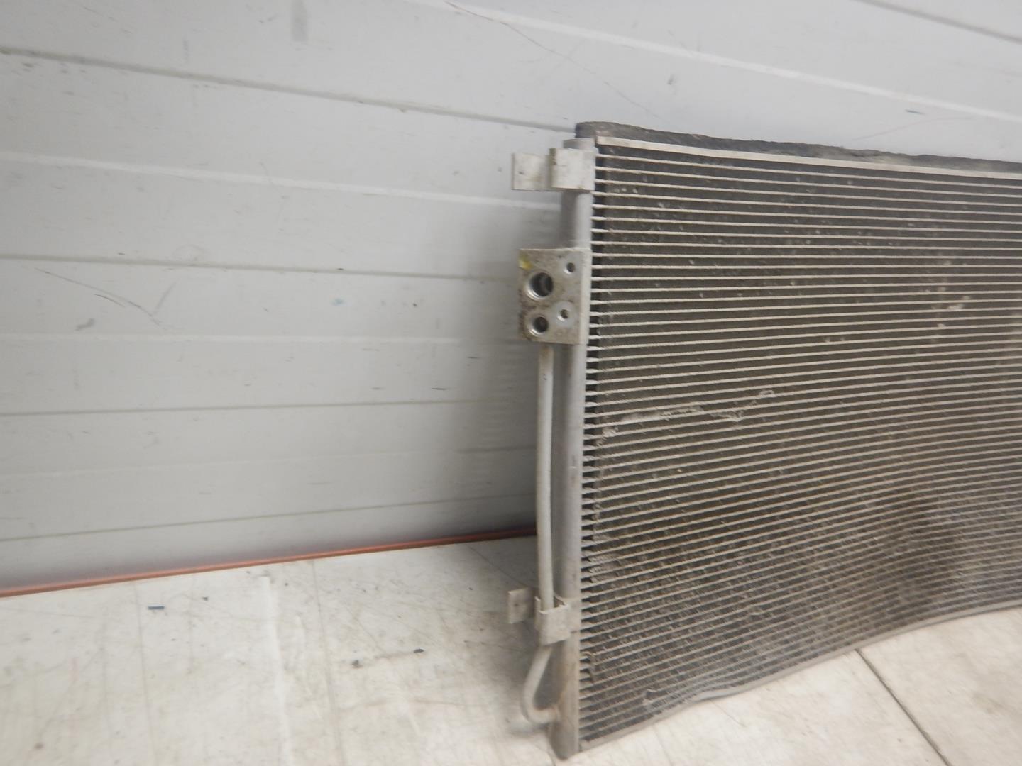 Радиатор кондиционера / конденсер