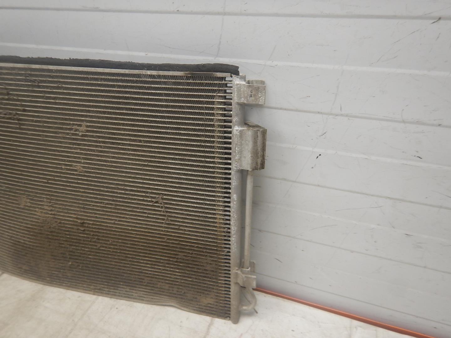 Радиатор кондиционера / конденсер