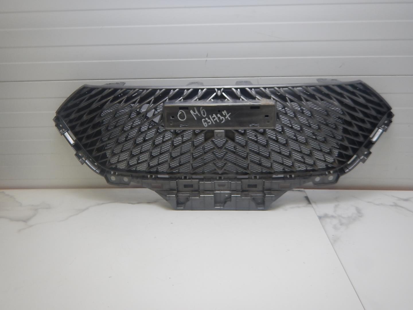 Решетка радиатора