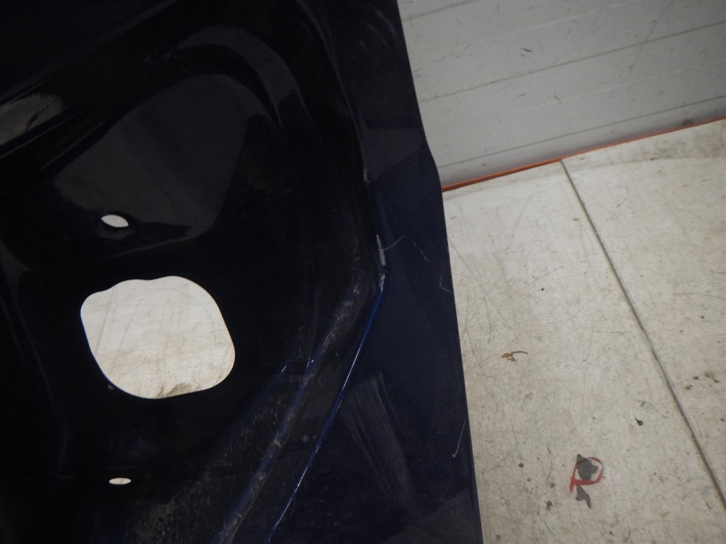 Дверь багажника