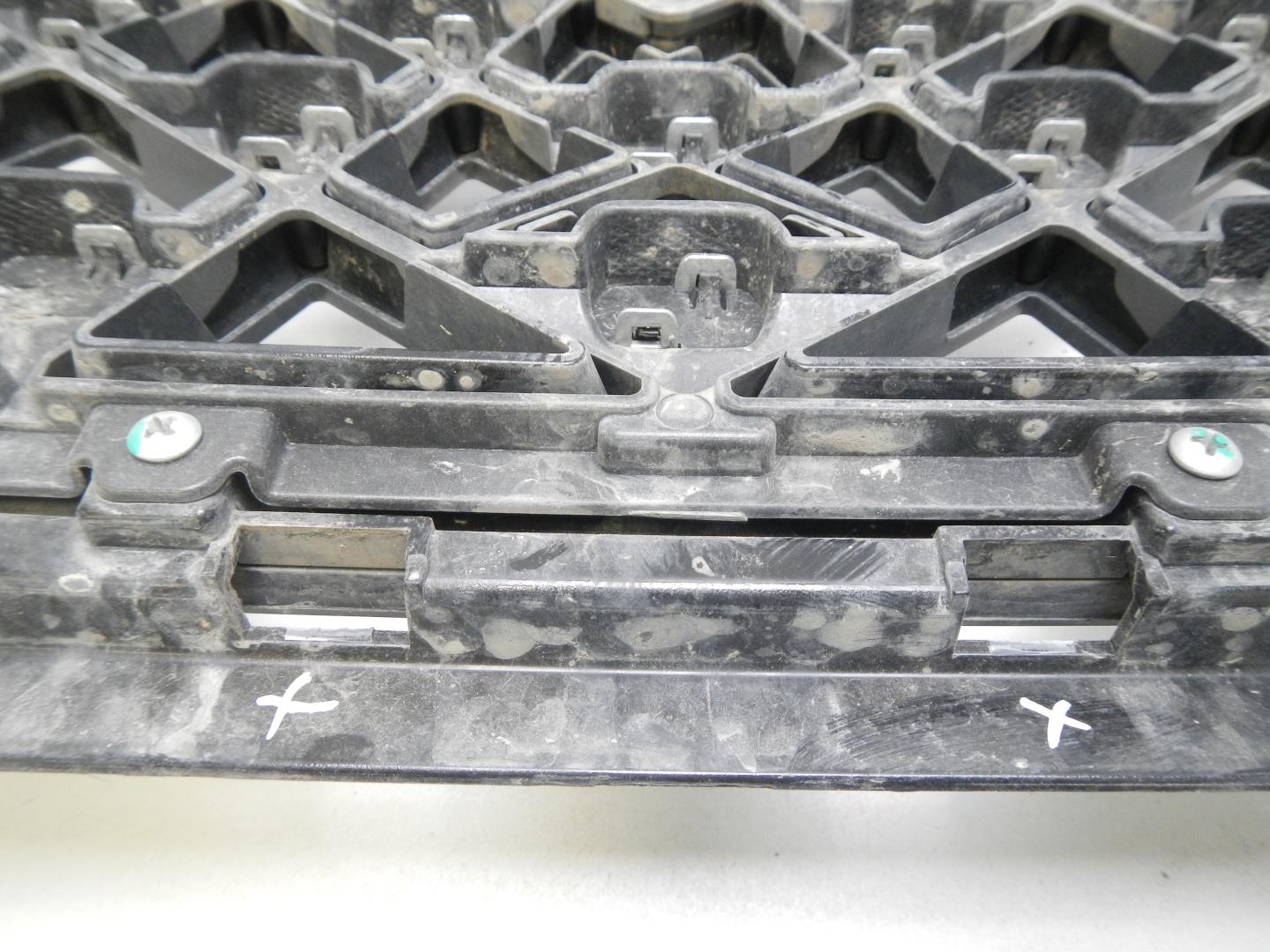 Решетка радиатора