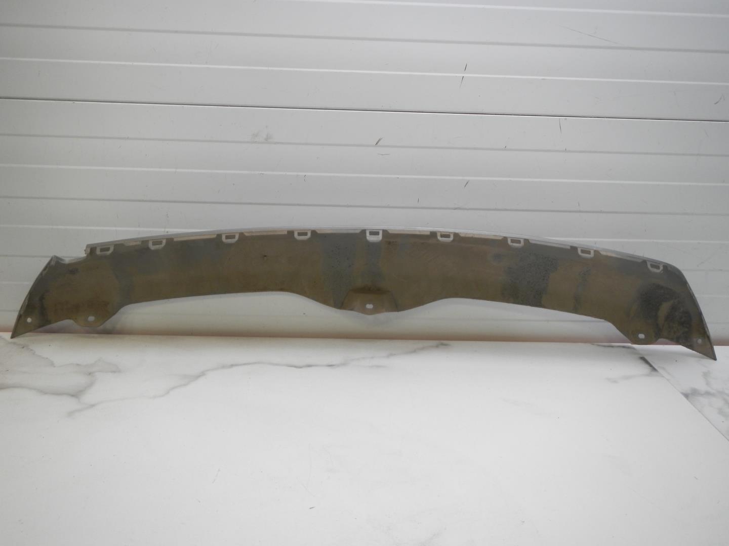 Накладка заднего бампера