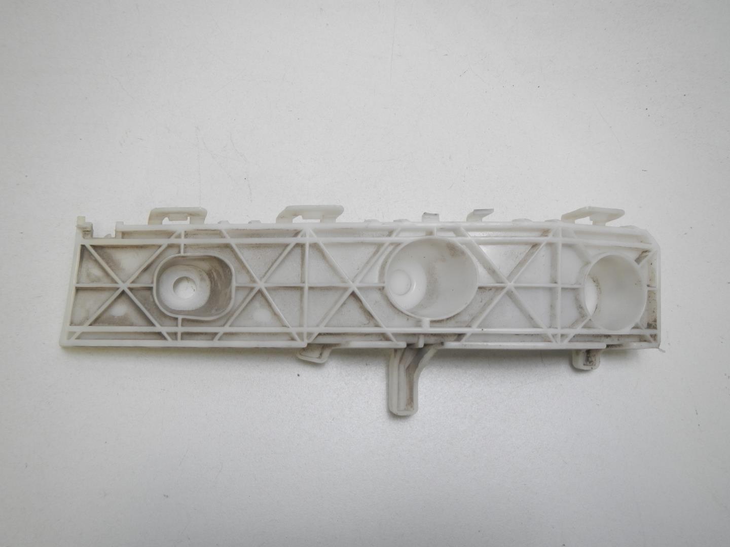 Кронштейн переднего бампера левый
