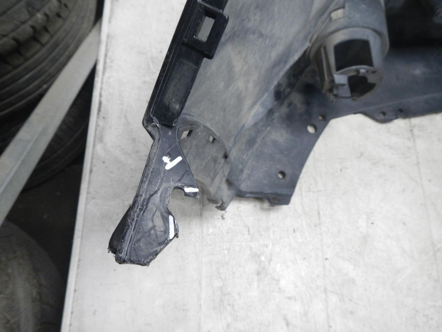 Бампер передний