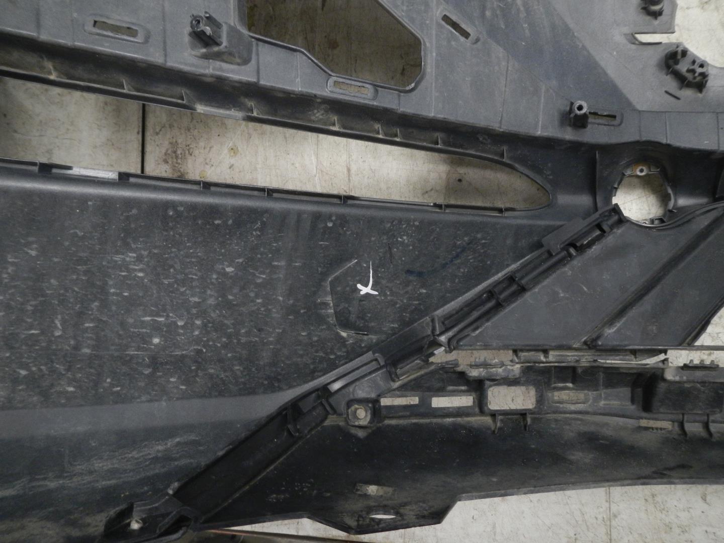 Бампер передний