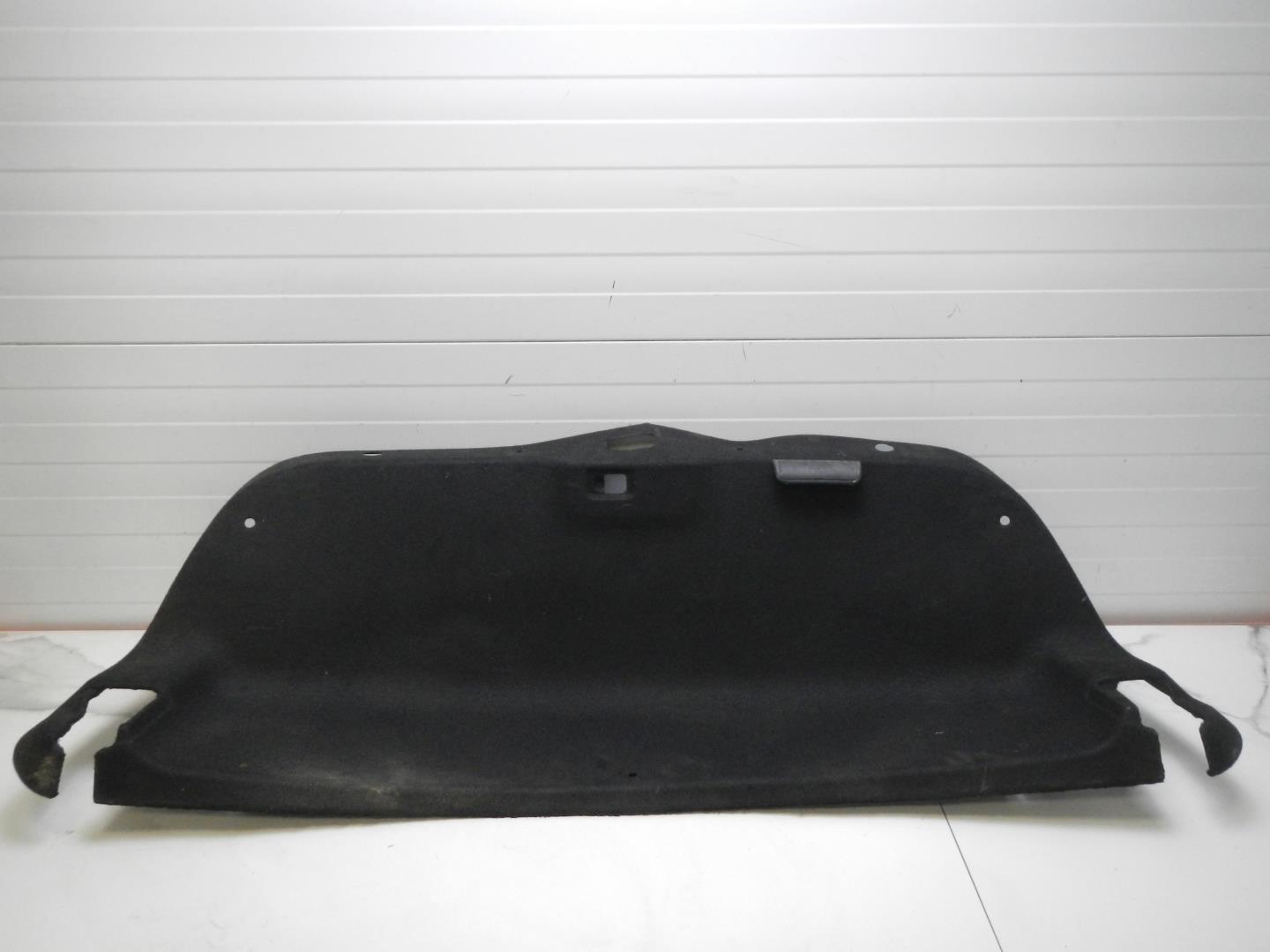 Обшивка крышки багажника