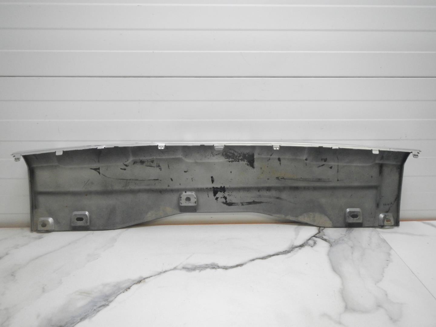 Накладка заднего бампера