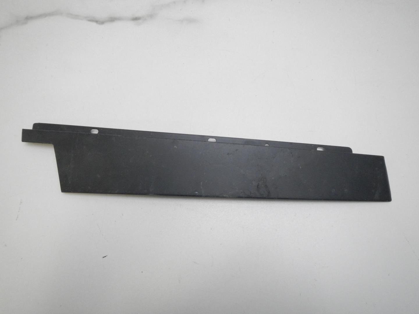 Накладка двери передней левой