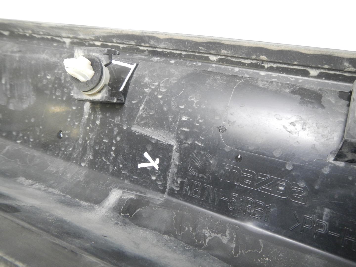 Молдинг передней левой двери