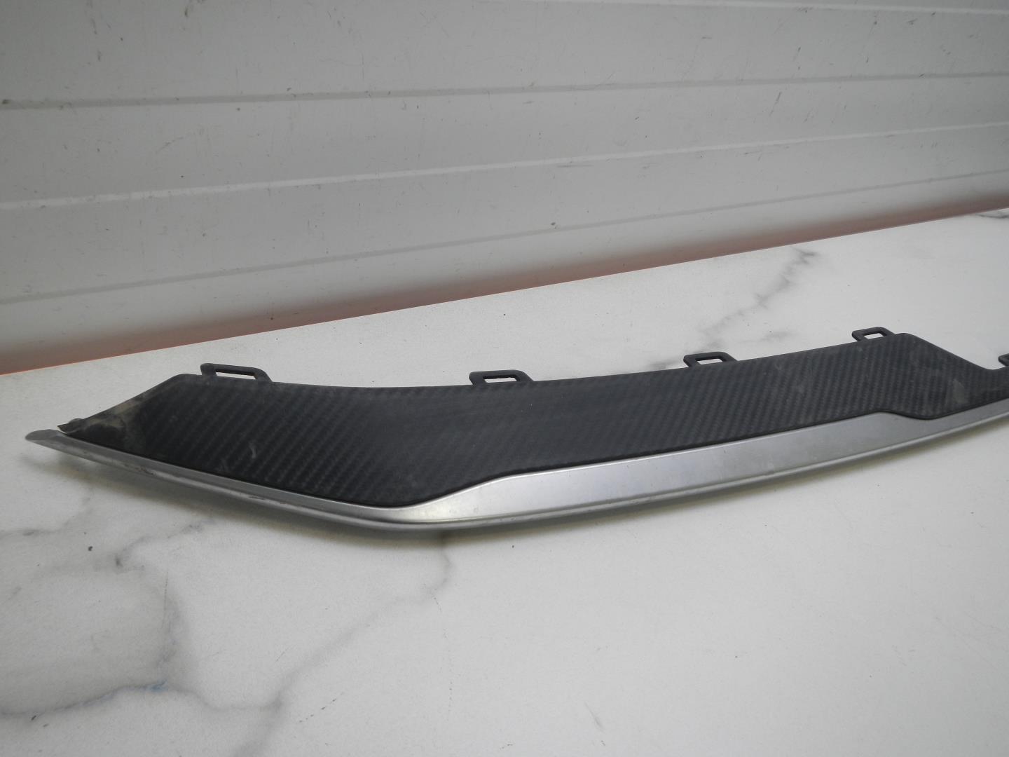 Накладка переднего бампера