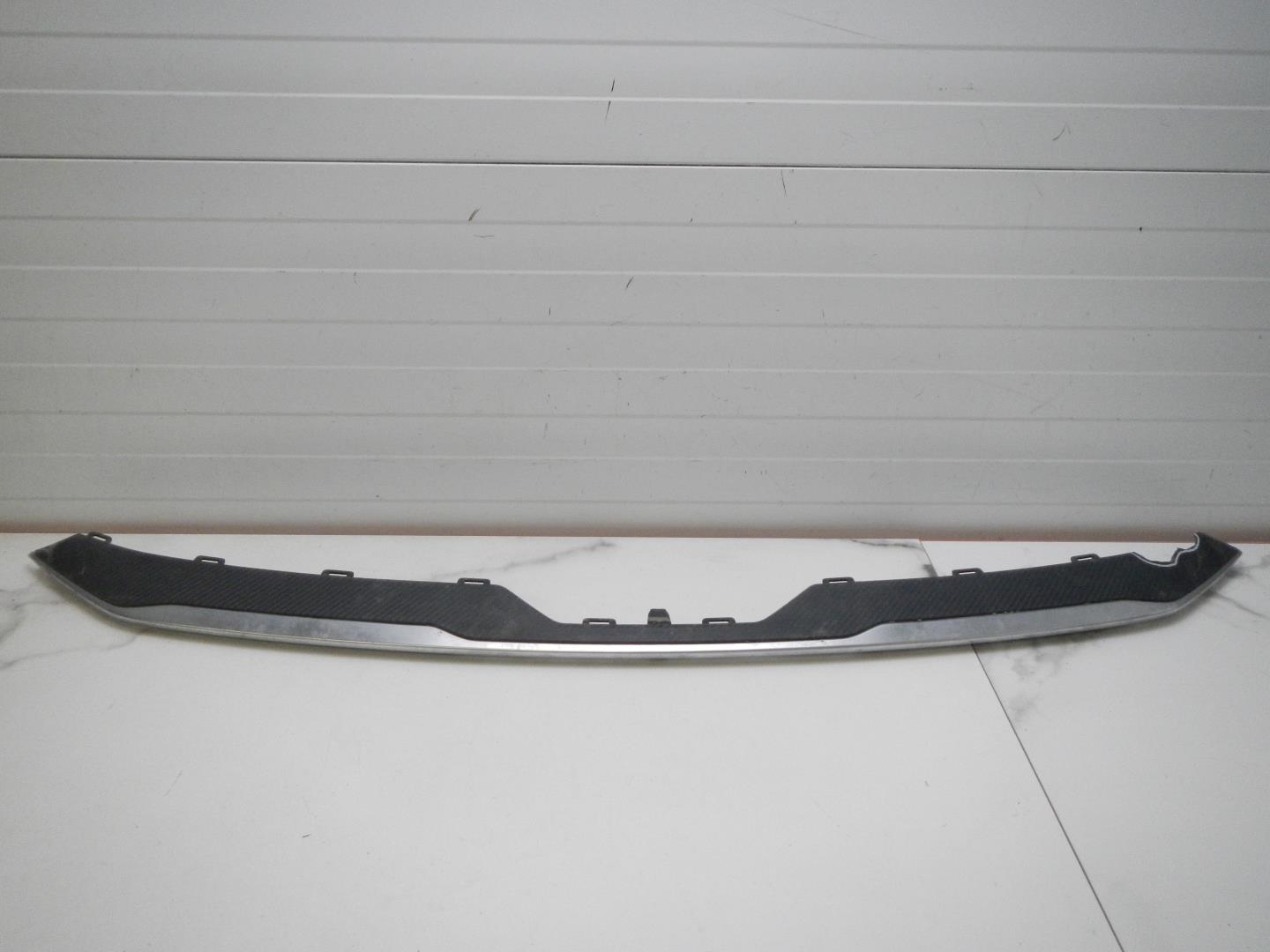 Накладка переднего бампера