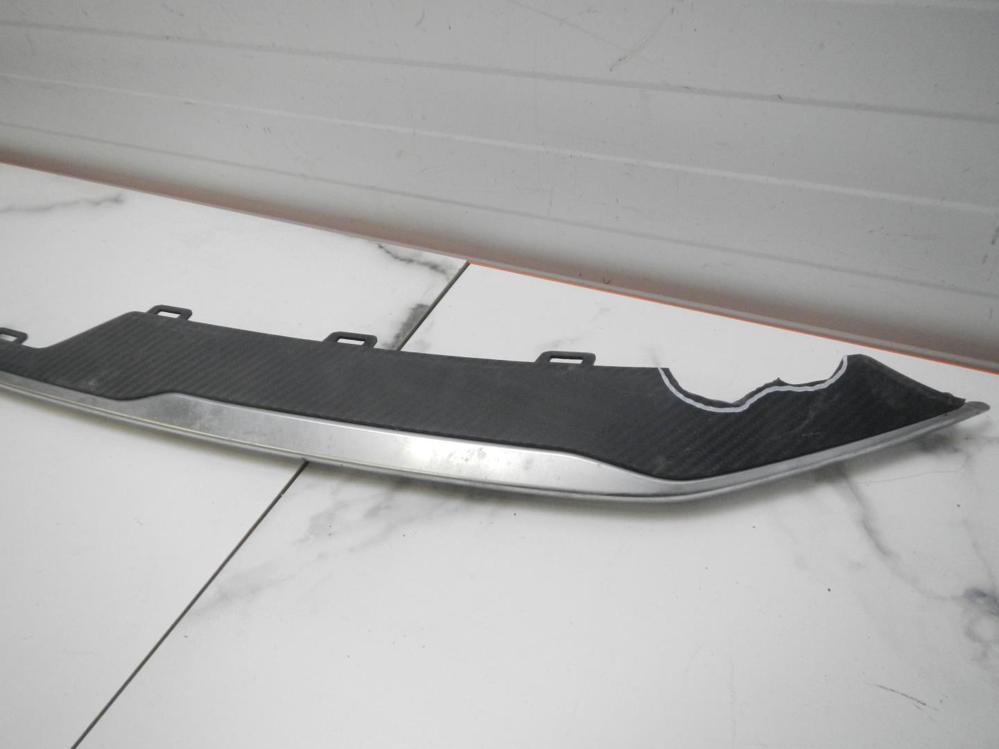 Накладка переднего бампера